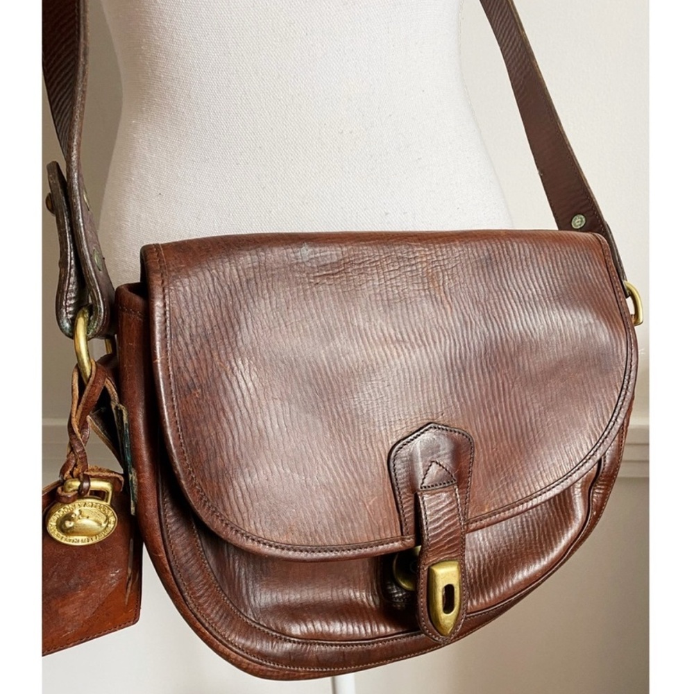 Dooney & Bourke • Vintage Brown Leather Buckle Bag